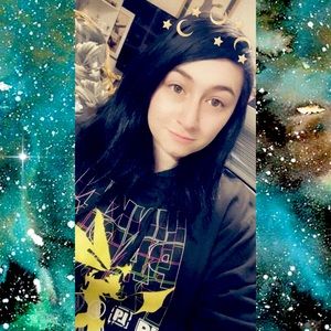 Meet your Posher, Stormii